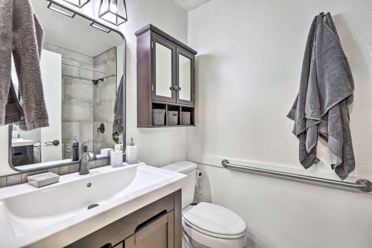 Renovated Chandler Townhome Walk To Downtown Zewnętrze zdjęcie