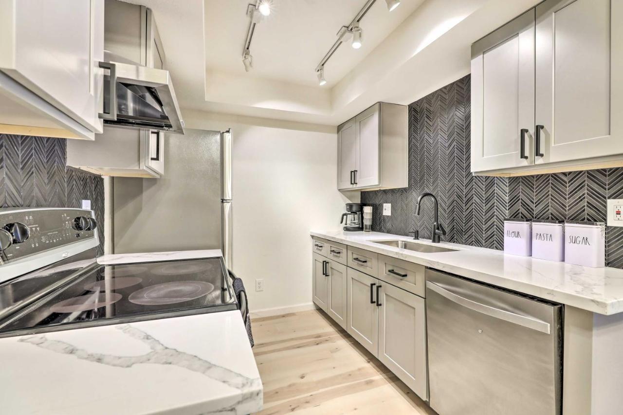 Renovated Chandler Townhome Walk To Downtown Zewnętrze zdjęcie